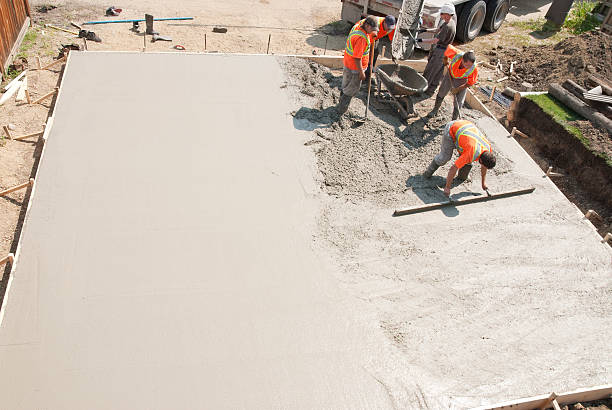 Best Commercial Concrete Services in Lawton, IA
